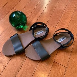 ❤️🧡Steve madden sandals